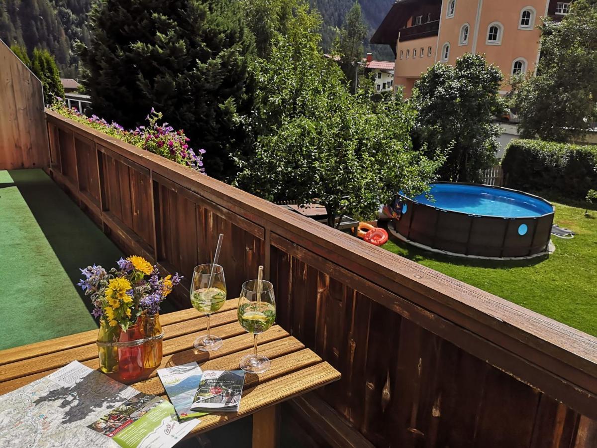 Gaestehaus Wolf Elbigenalp Exteriér fotografie